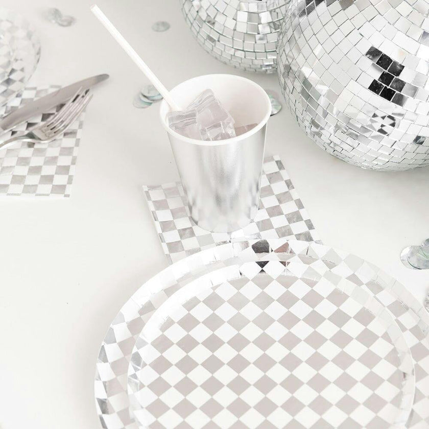 Check It! Dazzling Diamond Check Guest Napkins