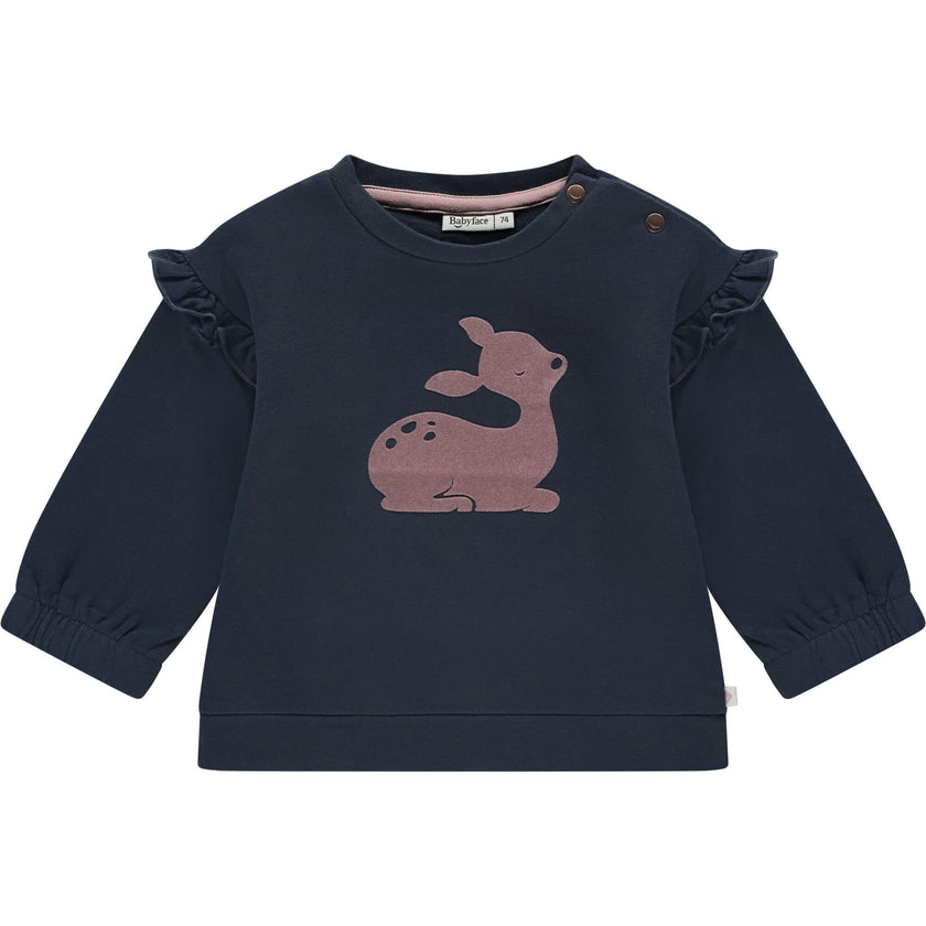 Sitting Deer Graphic Sweatshirt
