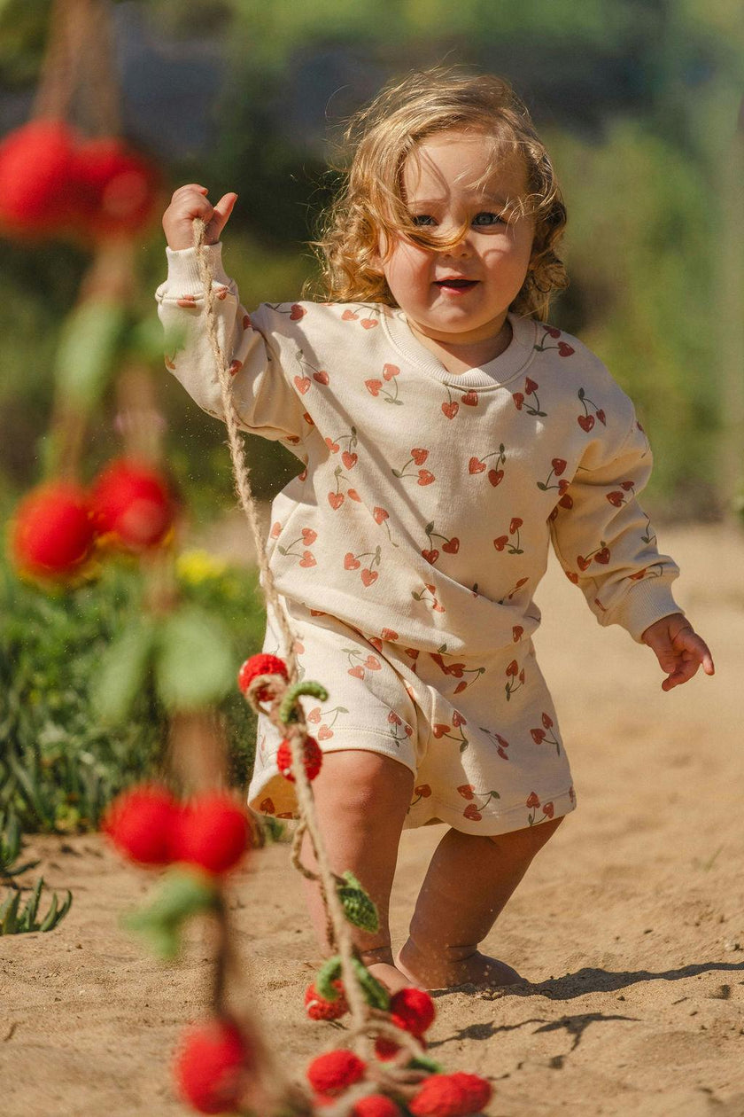 Sweatshirt Set in Cherry Crush