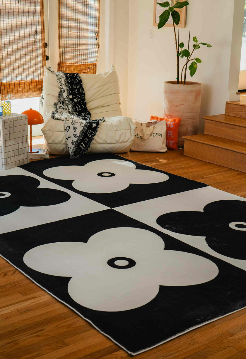 Black and White Four Leaf Clover Rug