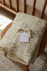 Ida Homestead Toile De Jouy QUILTED 6 Layer Gauze Blanket