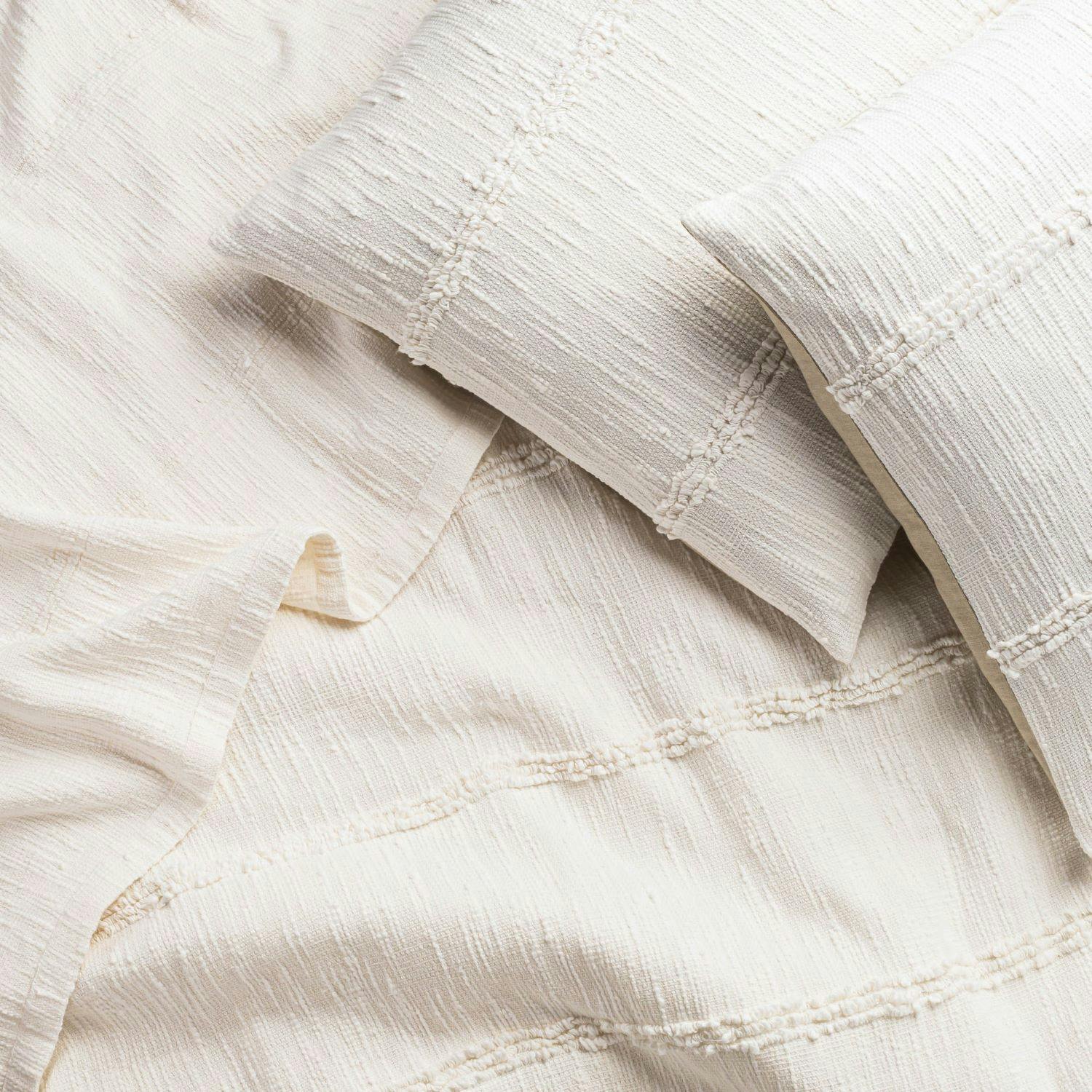 White Fringe Bedspread & Sham Set