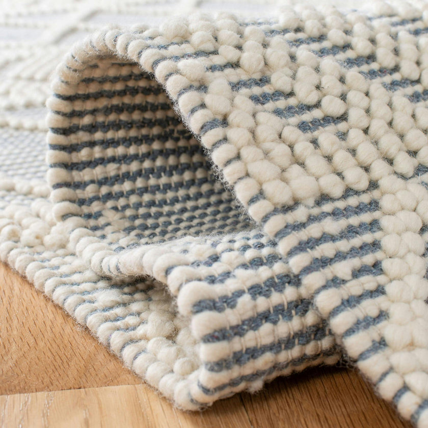 Natura Jordan Rug, Blue