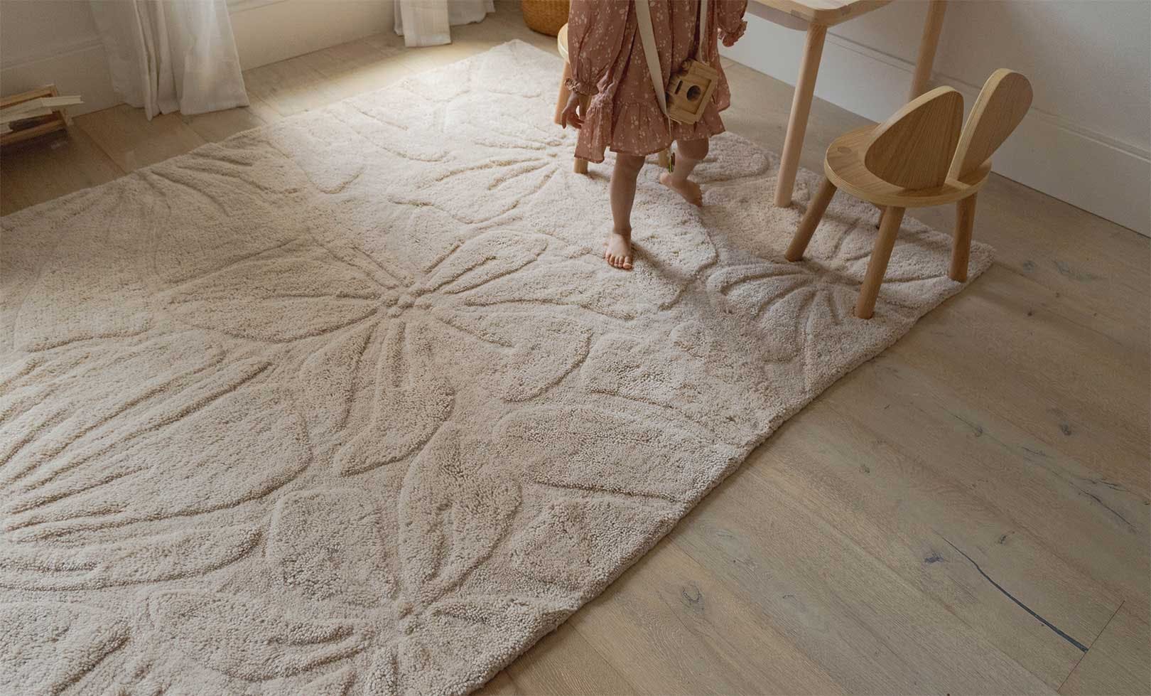 Floral Field Washable Wool Area Rug