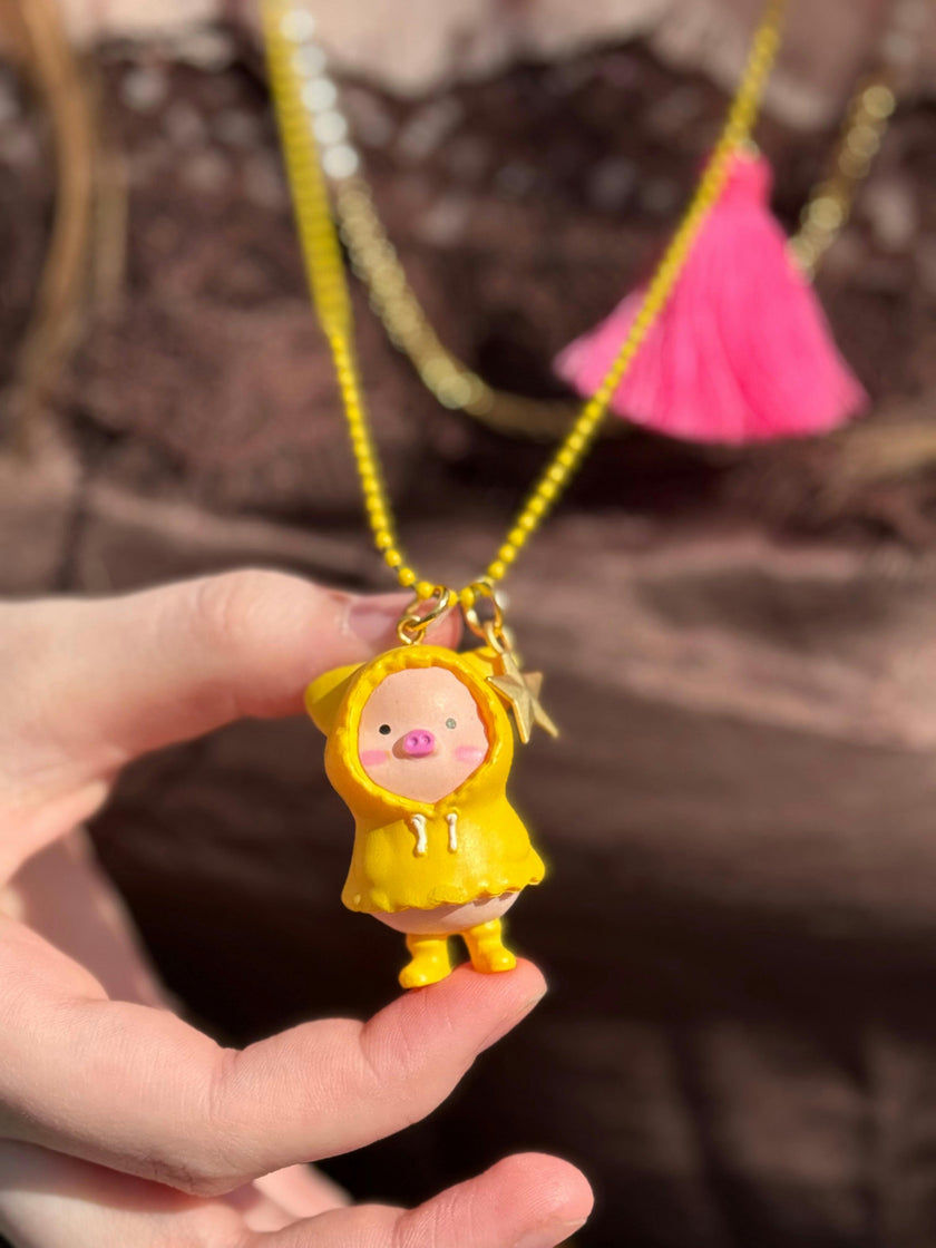 PUDDLE  PIGGY NECKLACE