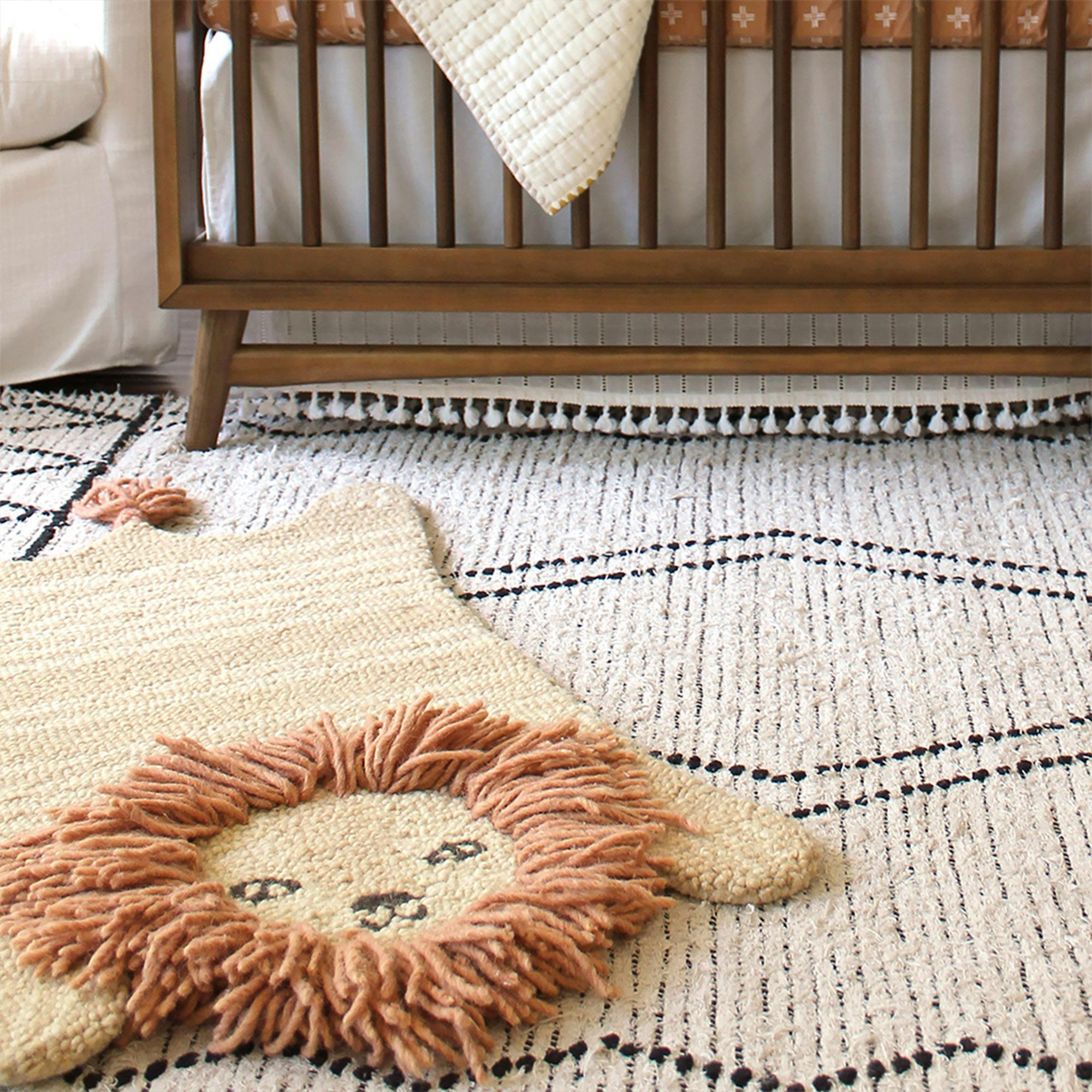 Kendi Lion Shaped Wool Accent Rug (23