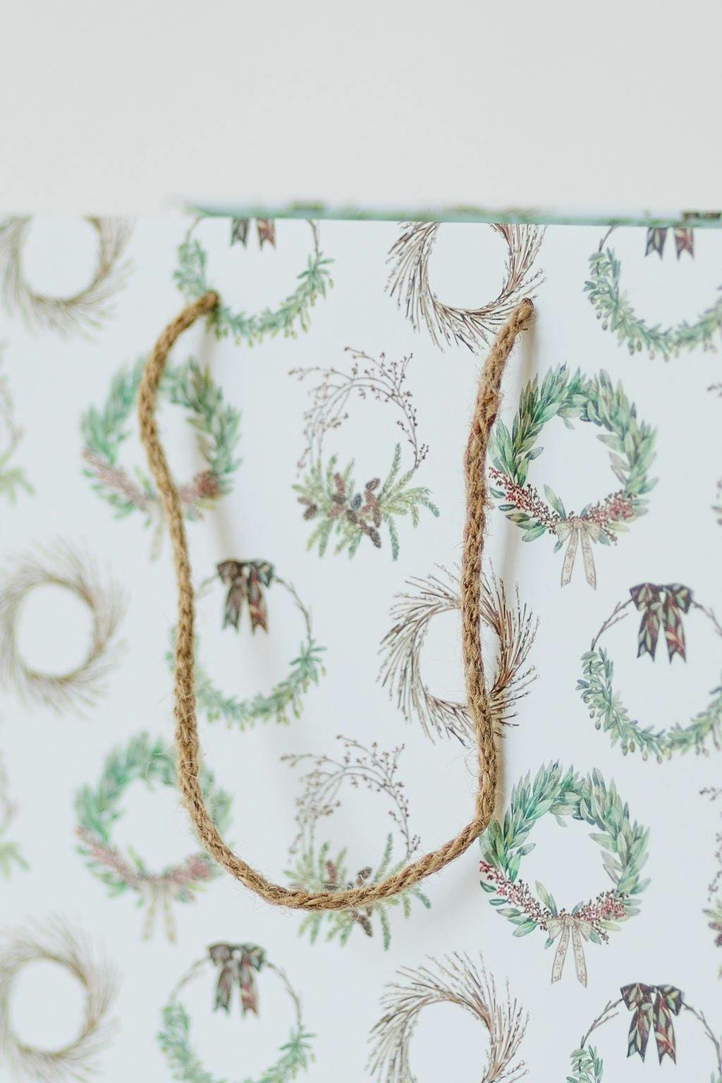 Holiday Evergreen Wreath Gift Bag Set of 3