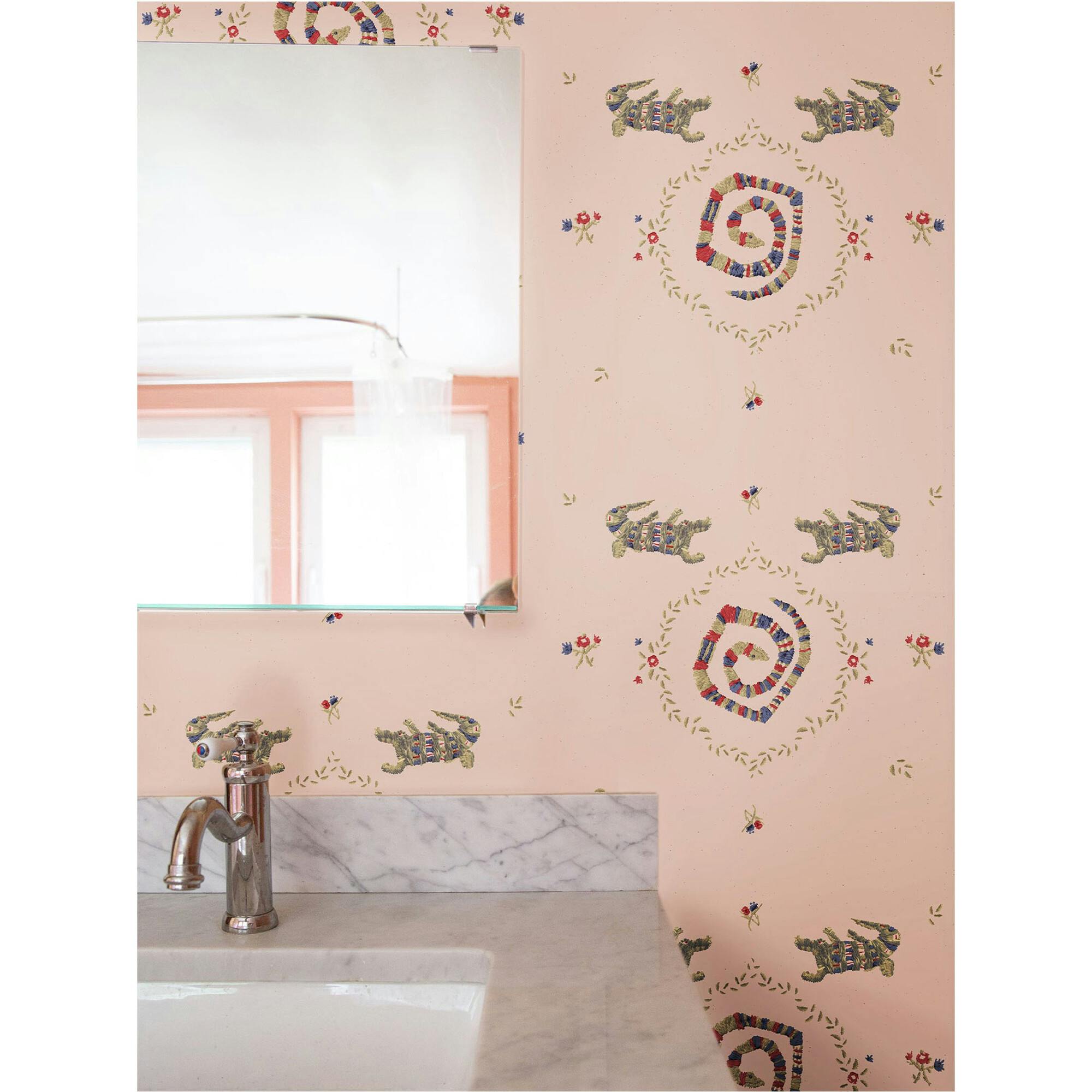 Reptilia 5-Yard Wallpaper