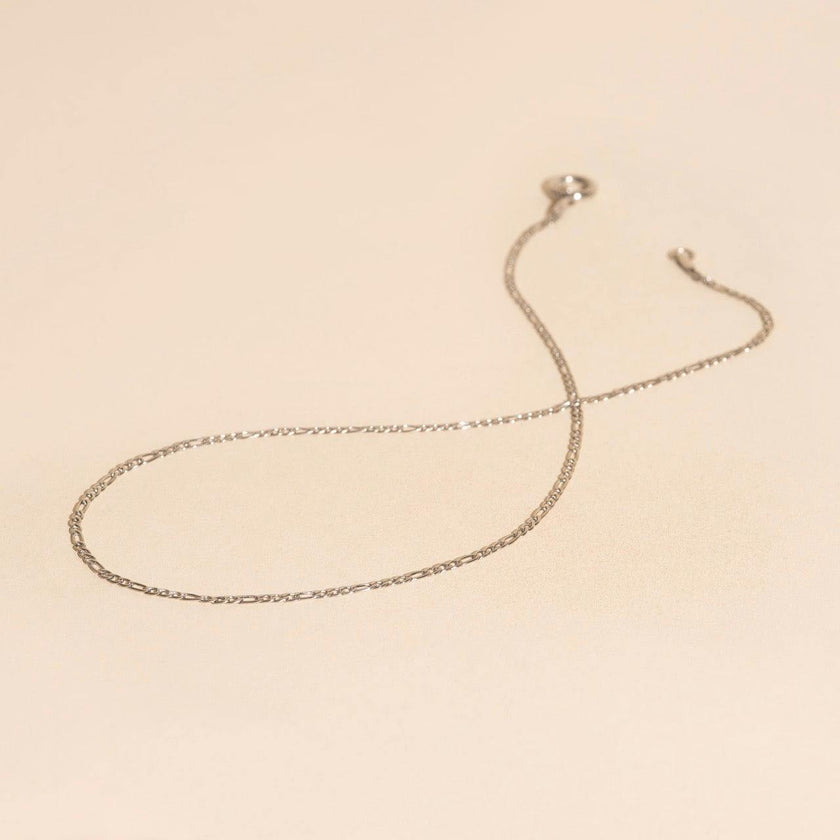 Dainty Figaro Necklace