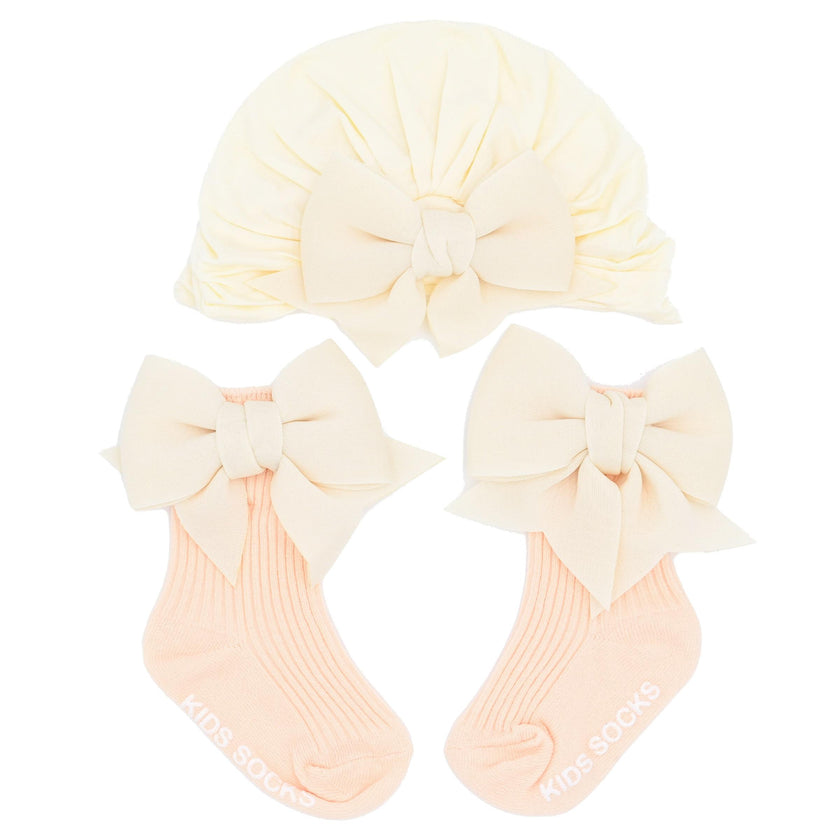 Ivory Bow Pink Sock Gift Set