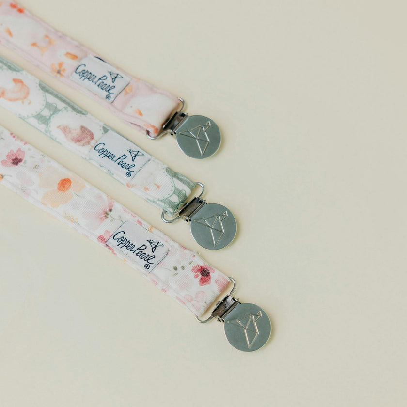 Binky Clips - Gigi
