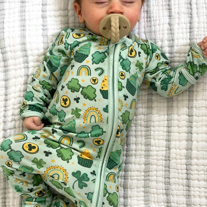 Soft & Stretchy Zipper Footie - St. Patrick's Day
