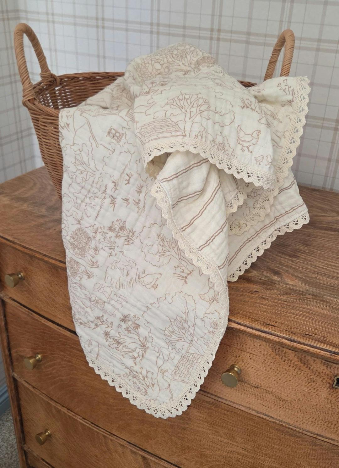 Ida Homestead Toile De Jouy QUILTED 6 Layer Gauze Blanket