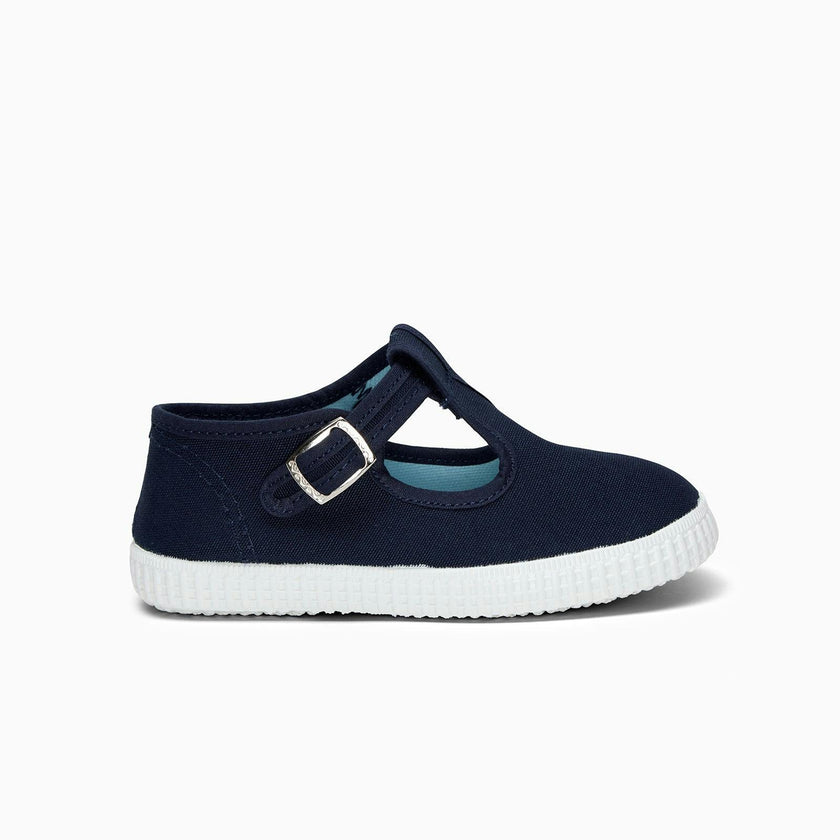 Hampton Canvas Nantucket Shoes in Navy