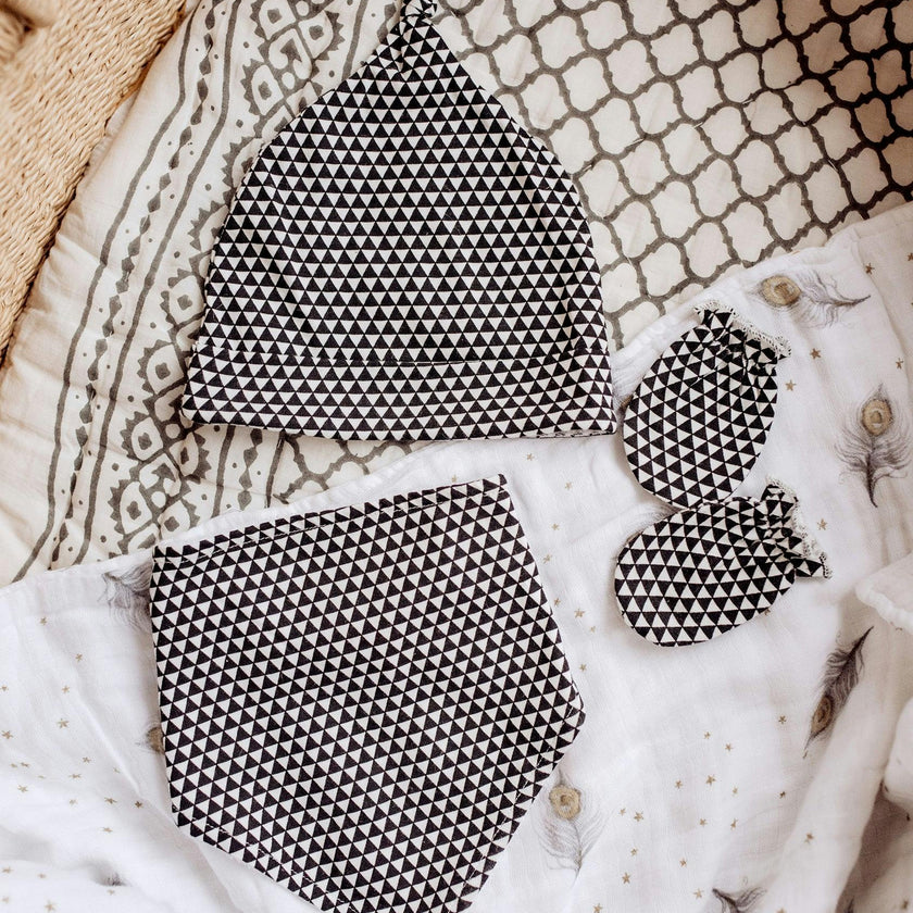 Certified Organic Handmade Newborn Baby Essential Giftset