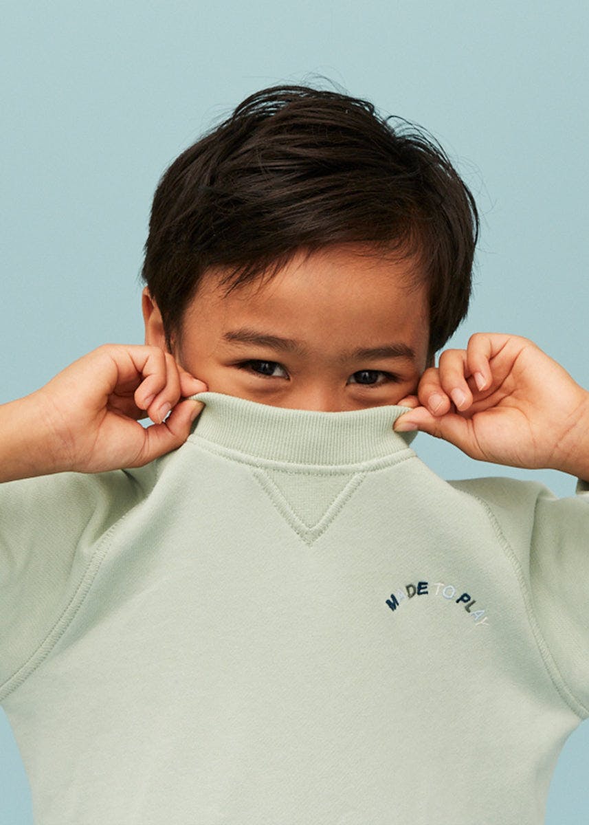 Sweatshirt