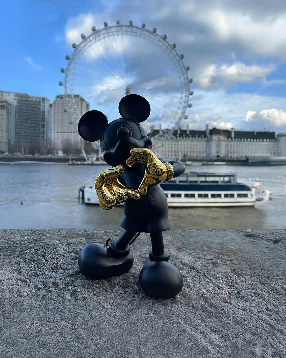 Mickey WITH LOVE Black & Gold 12in