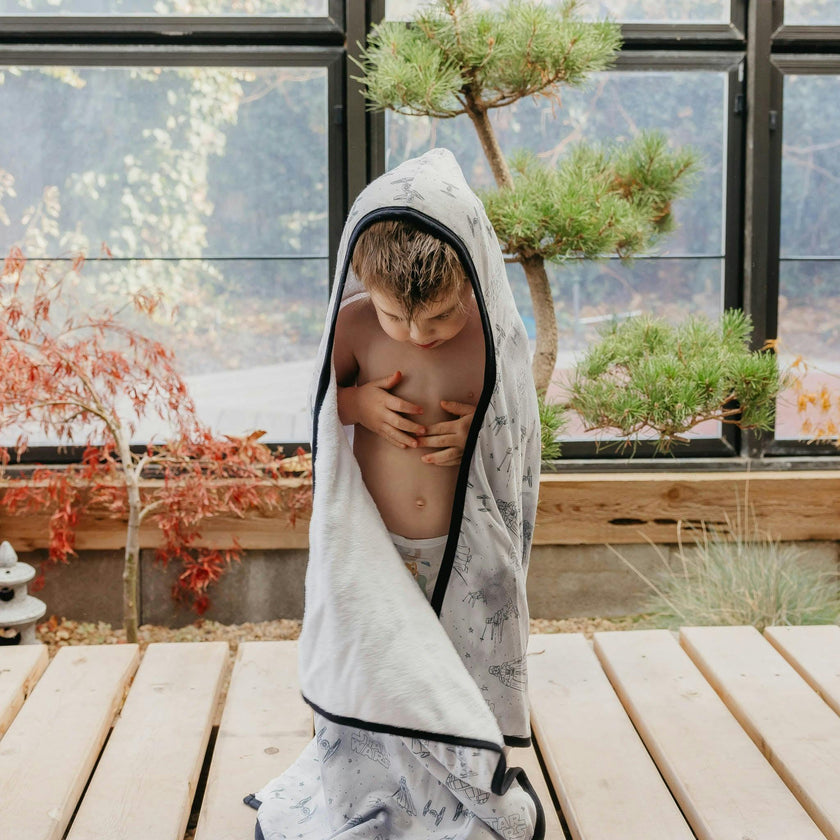 Premium Big Kid Hooded Towel - Empire