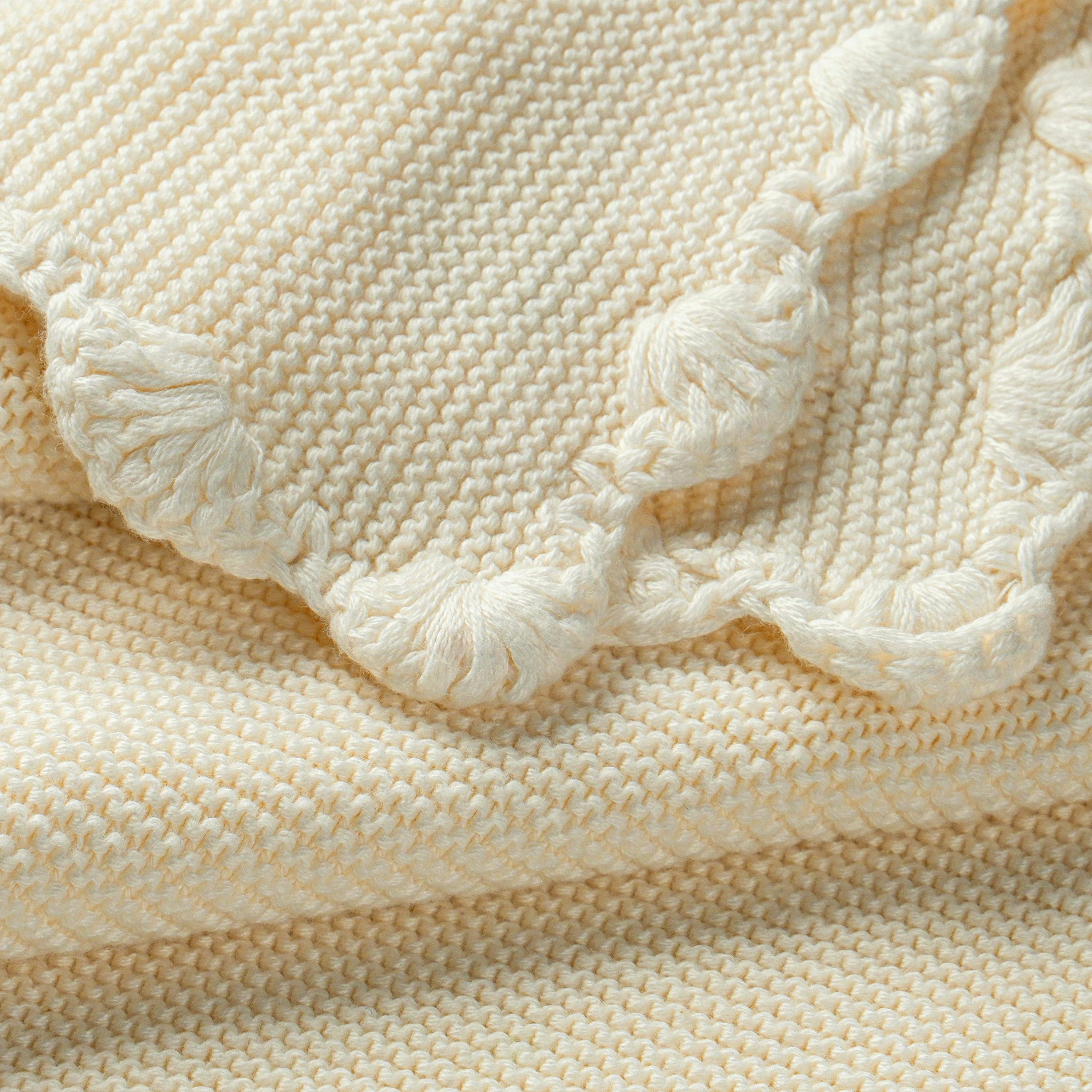 Organic Cotton Scalloped Baby Blanket