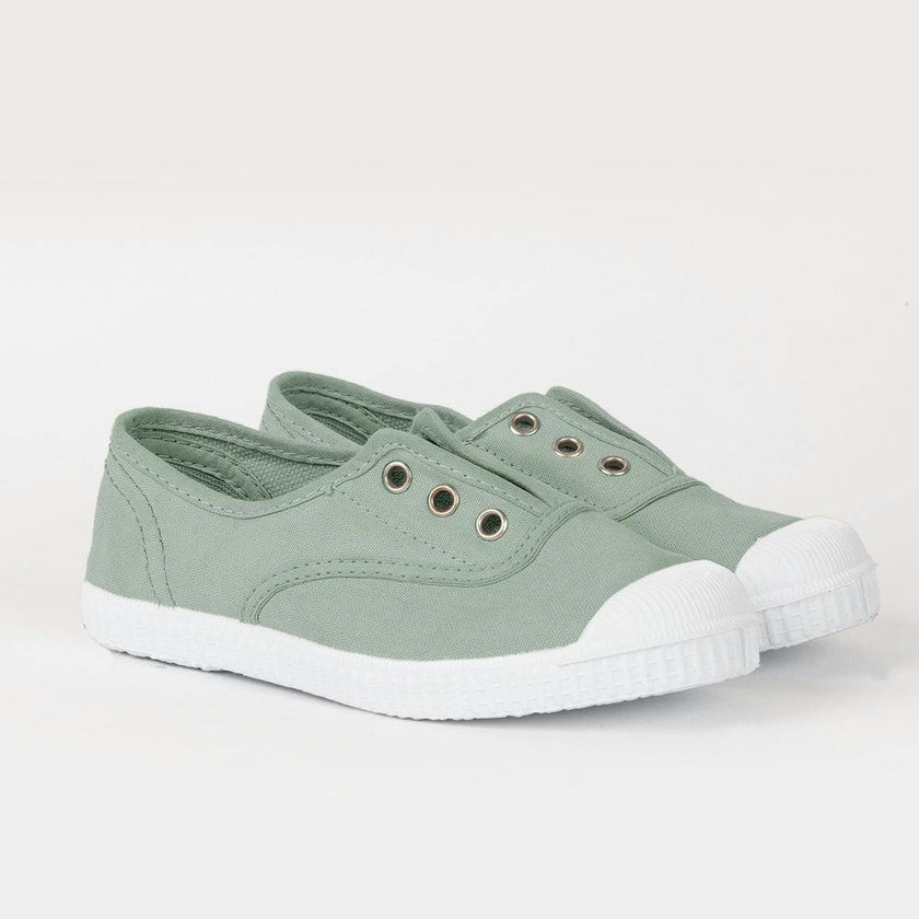 Hampton Canvas Plum Plimsolls in Olive