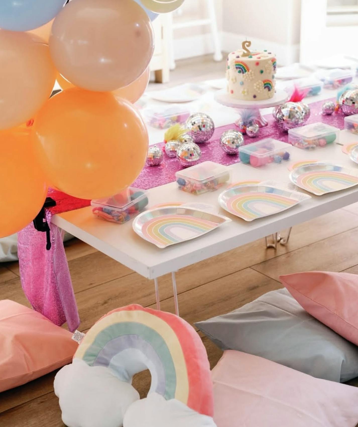 Rainbow Plates - 25 paper plates