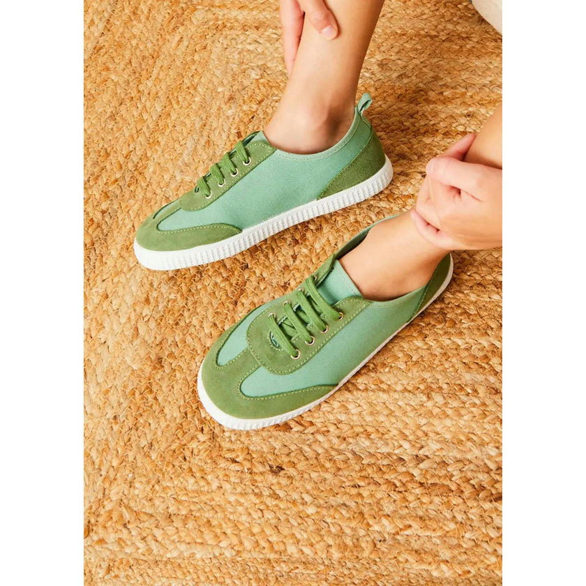 Canvas Lace Up Plimsols in Green (23-35EU)