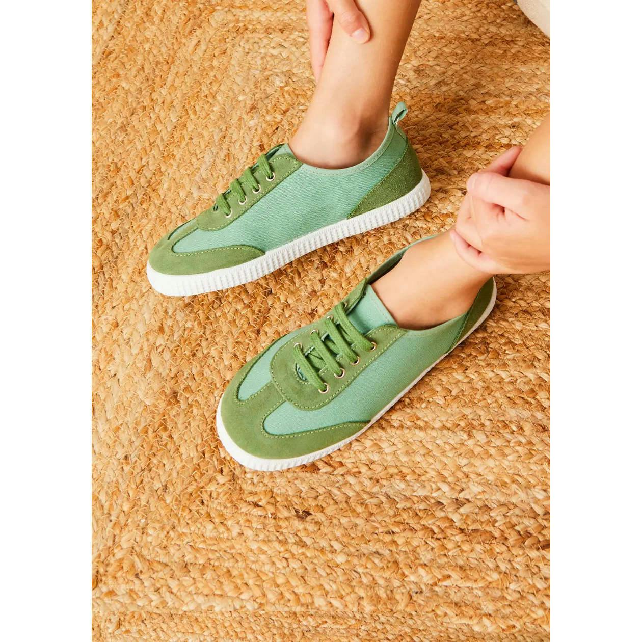 Canvas Lace Up Plimsols in Green (23-35EU)