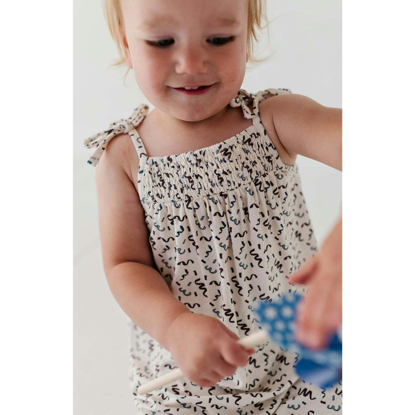 Girl's Smocked Dress Daisy Bloom
