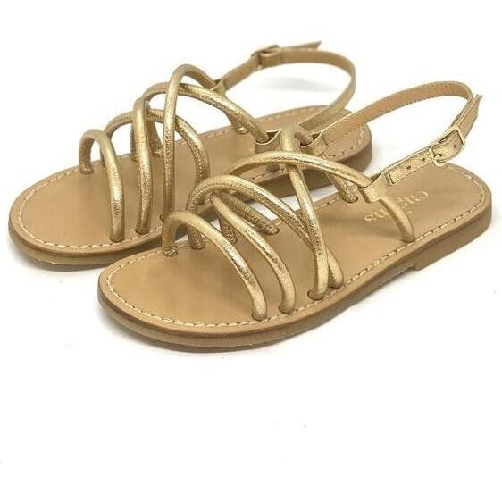 Cassie Sandal, Gold