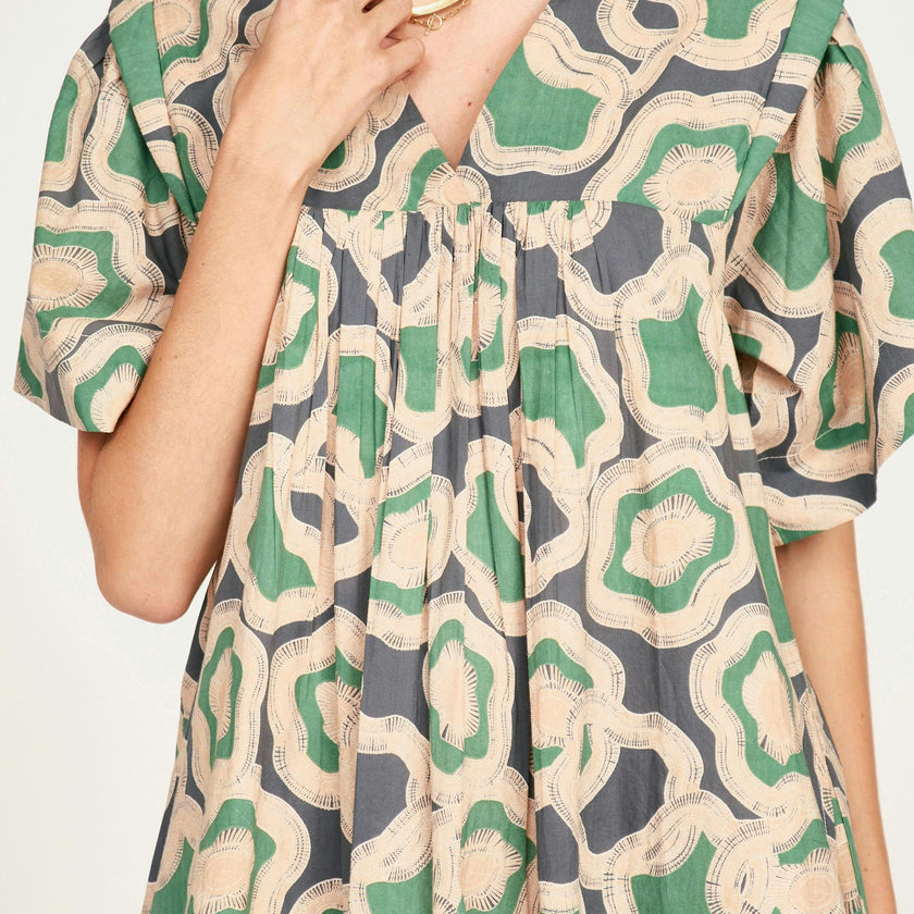 Belem Caftan in Marine Puddles