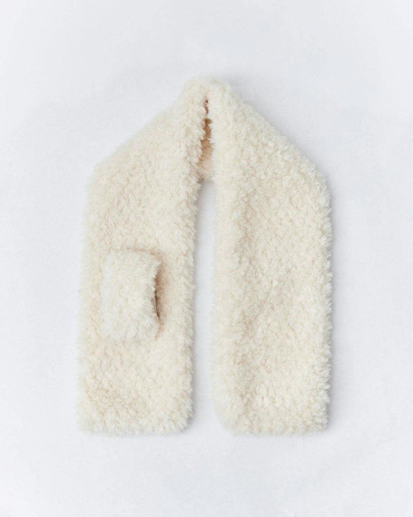 Teddy Sherpa Pull Thru