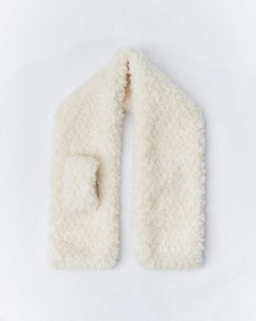 Teddy Sherpa Pull Thru