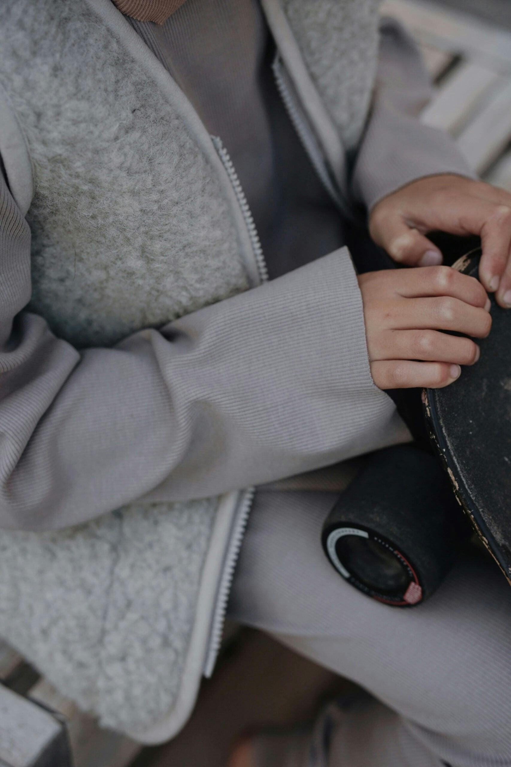 RIB SWEATSHIRT