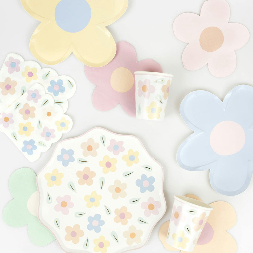 Happy Flowers Large Napkins