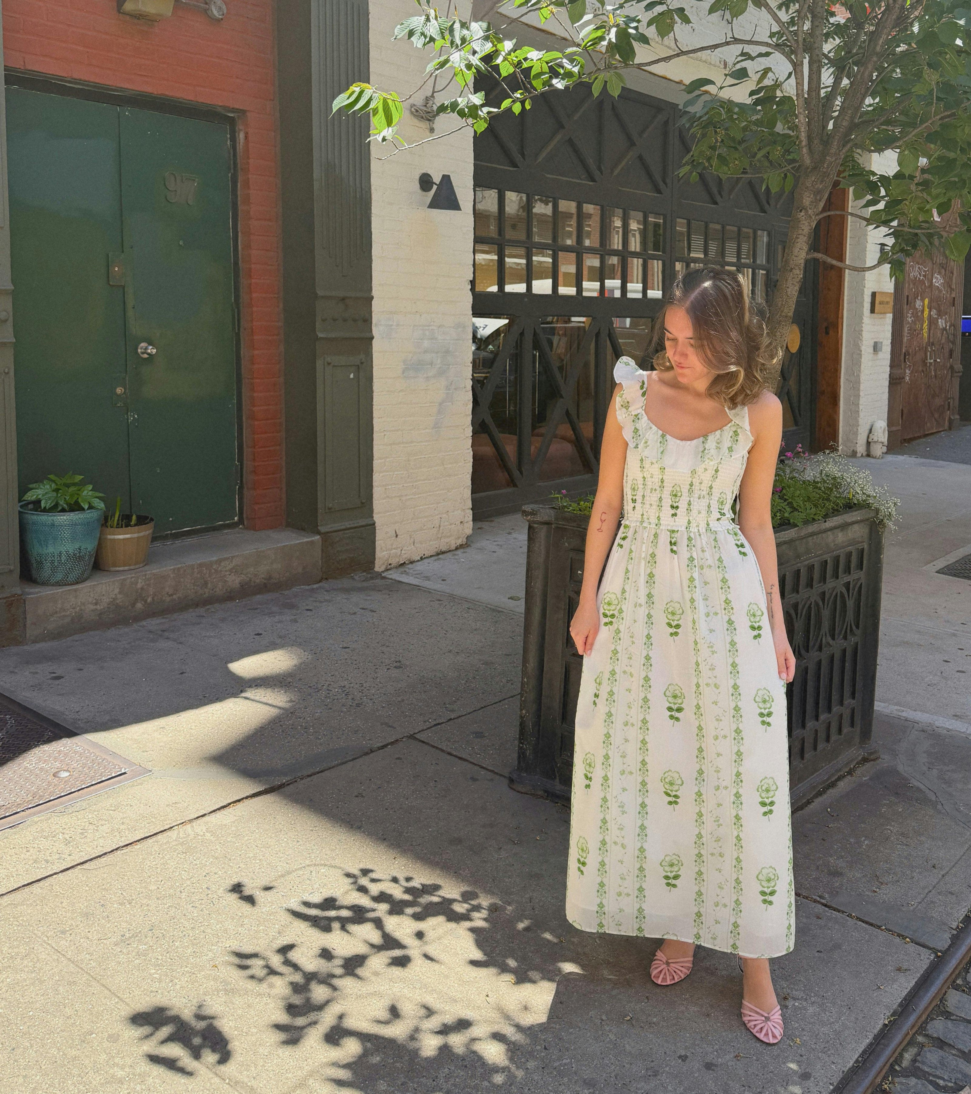 The Cambria Nap Dress - White/Green Arcadia Border