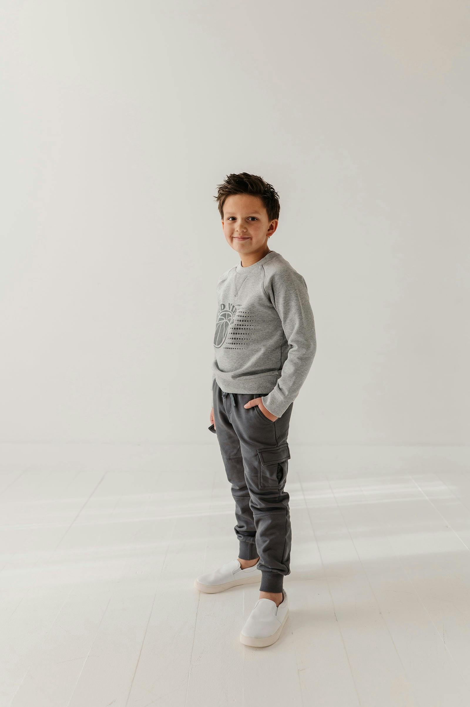 Boys Cargo Fleece Pant in Thunder