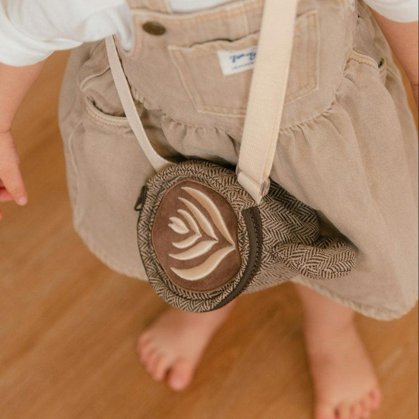 CAFE HOPPER sling bag