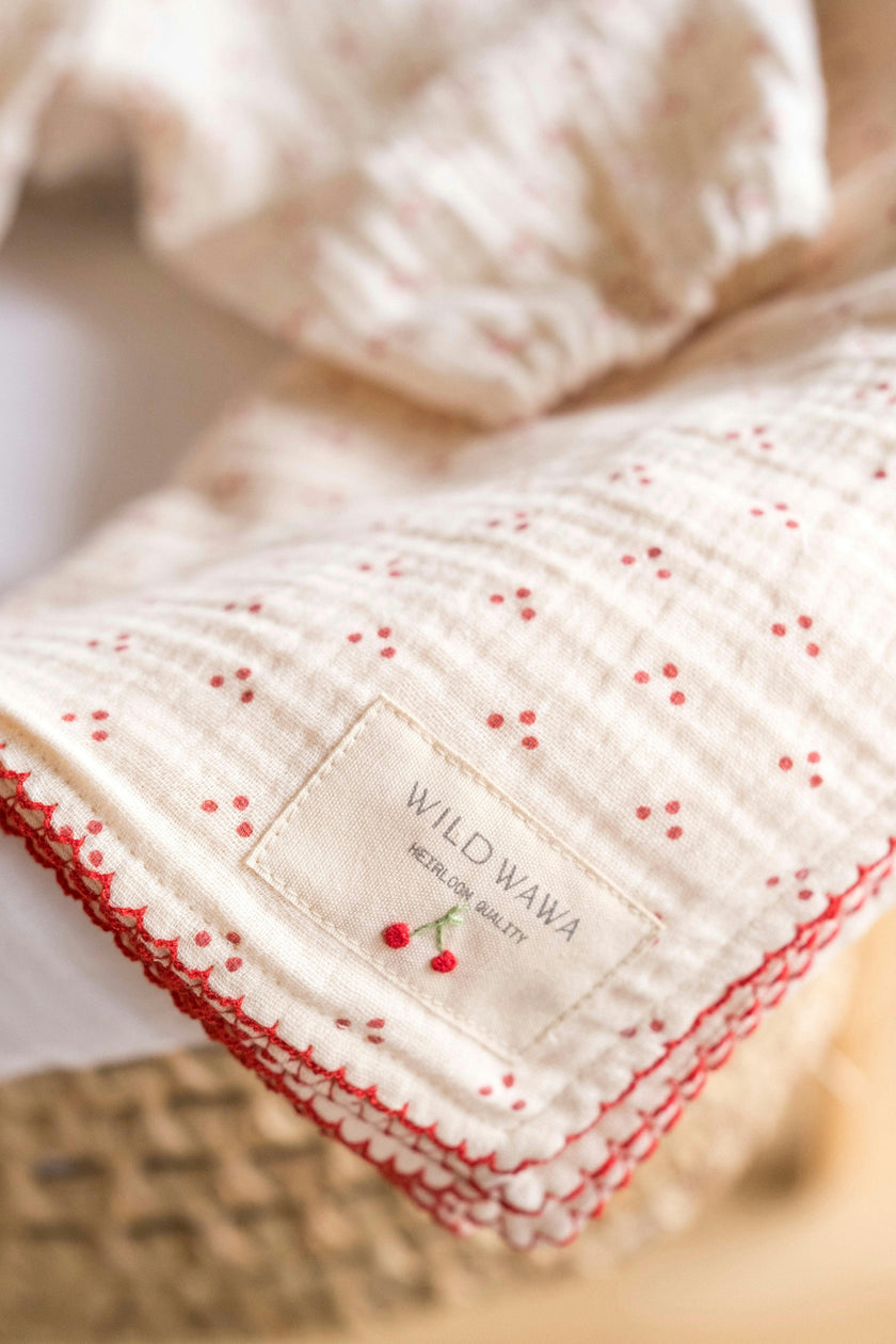 Swaddle w/ Embroidery