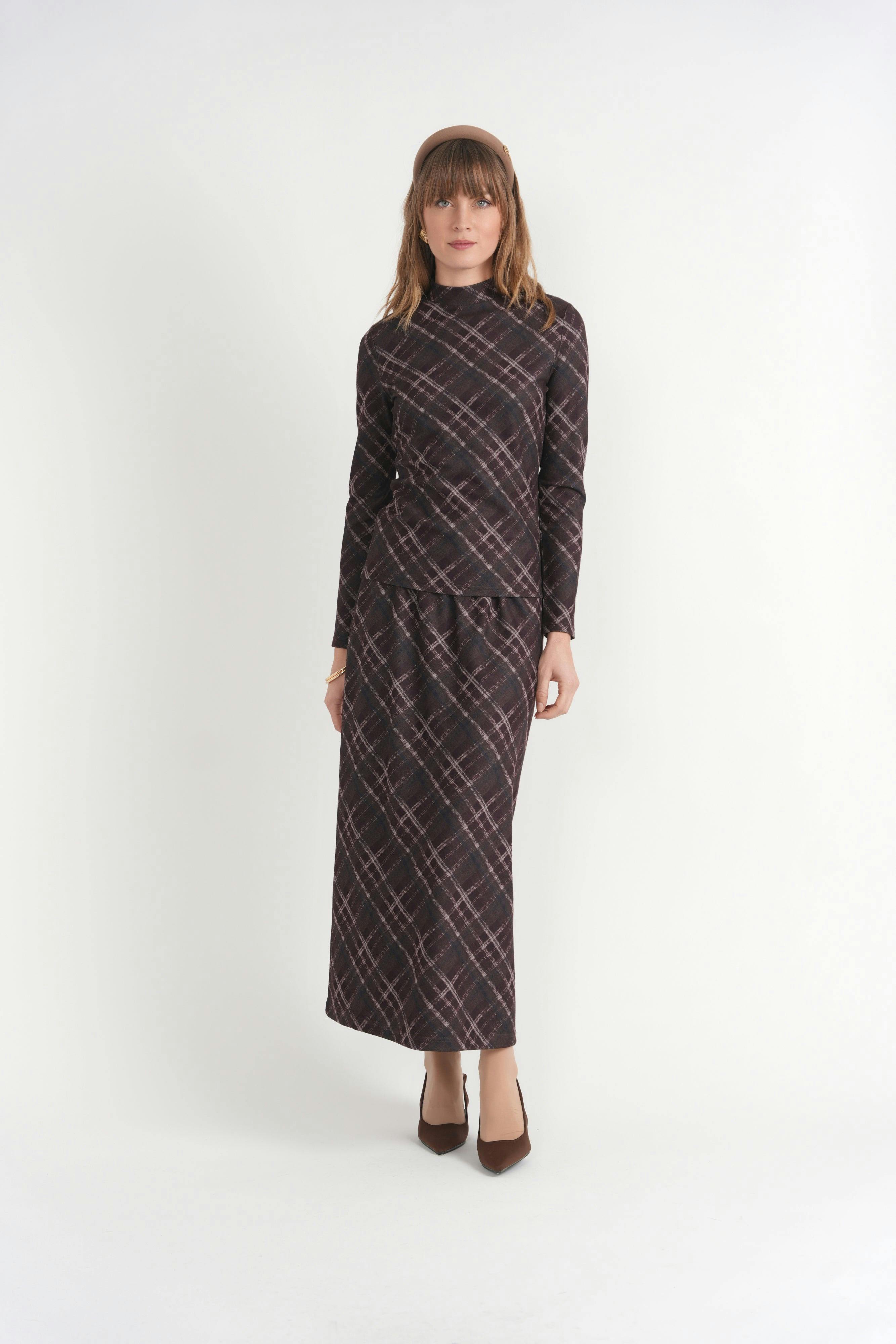Stretch Knit Midi Skirt