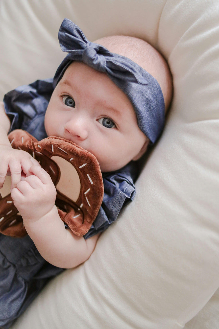 Sweet Treats Crinkle Blankie - Pretzel