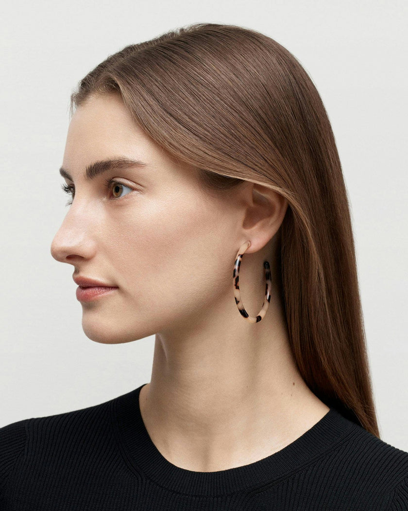Large Hoops in Crème