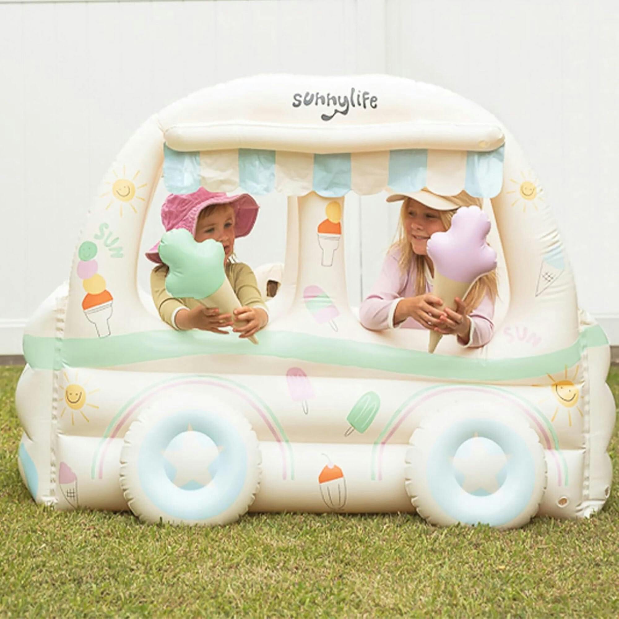 Inflatable Cubby: Summer Sundae