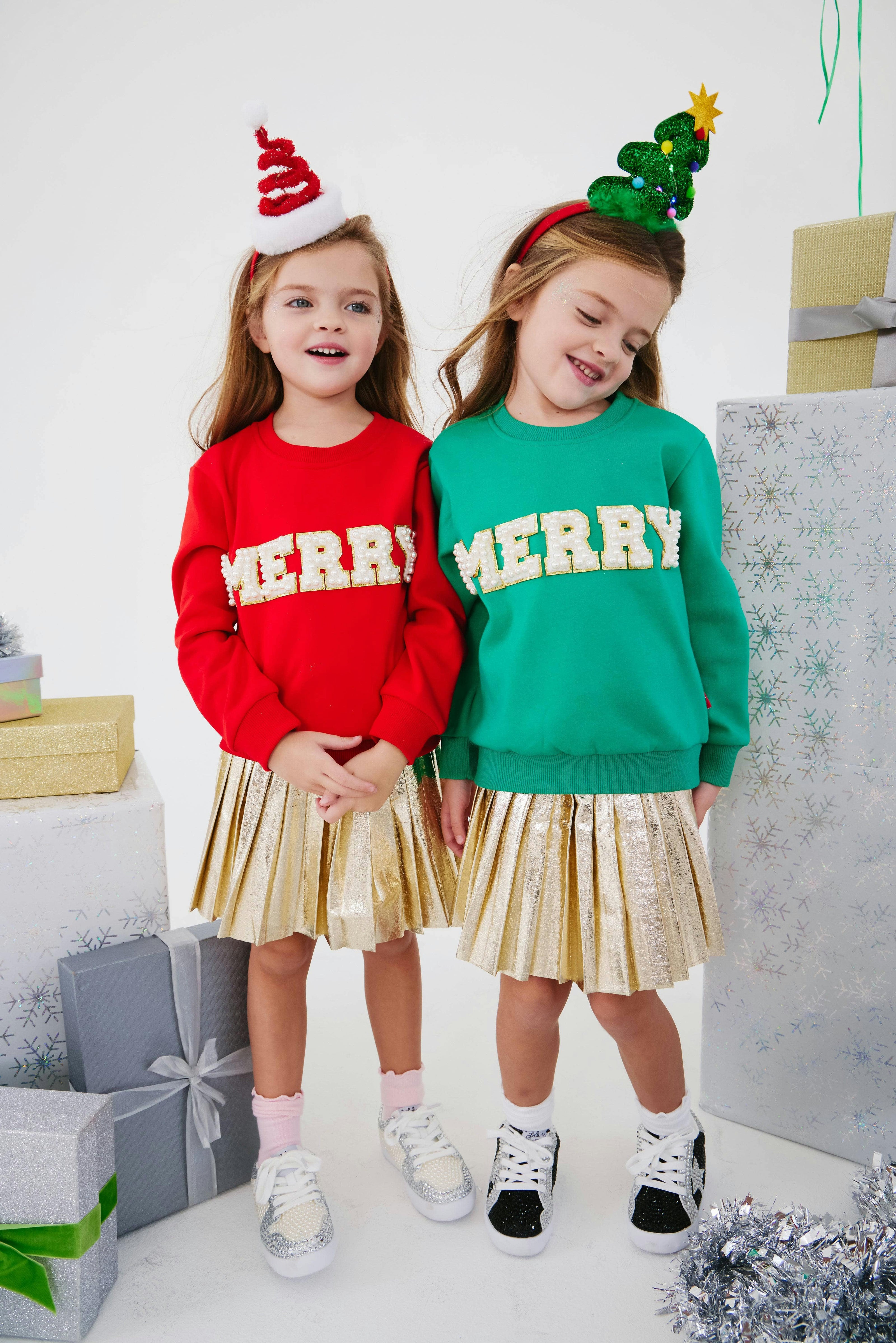 Merry Pearl Sweatshirt