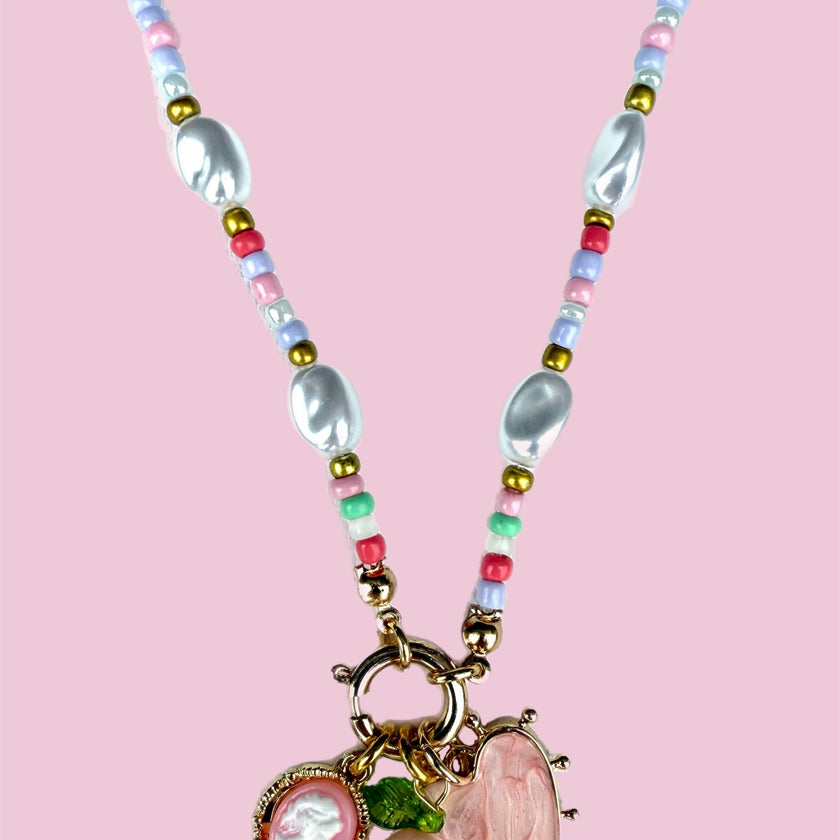 BEADED PEARL FLORAL HEART CHARM NECKLACE