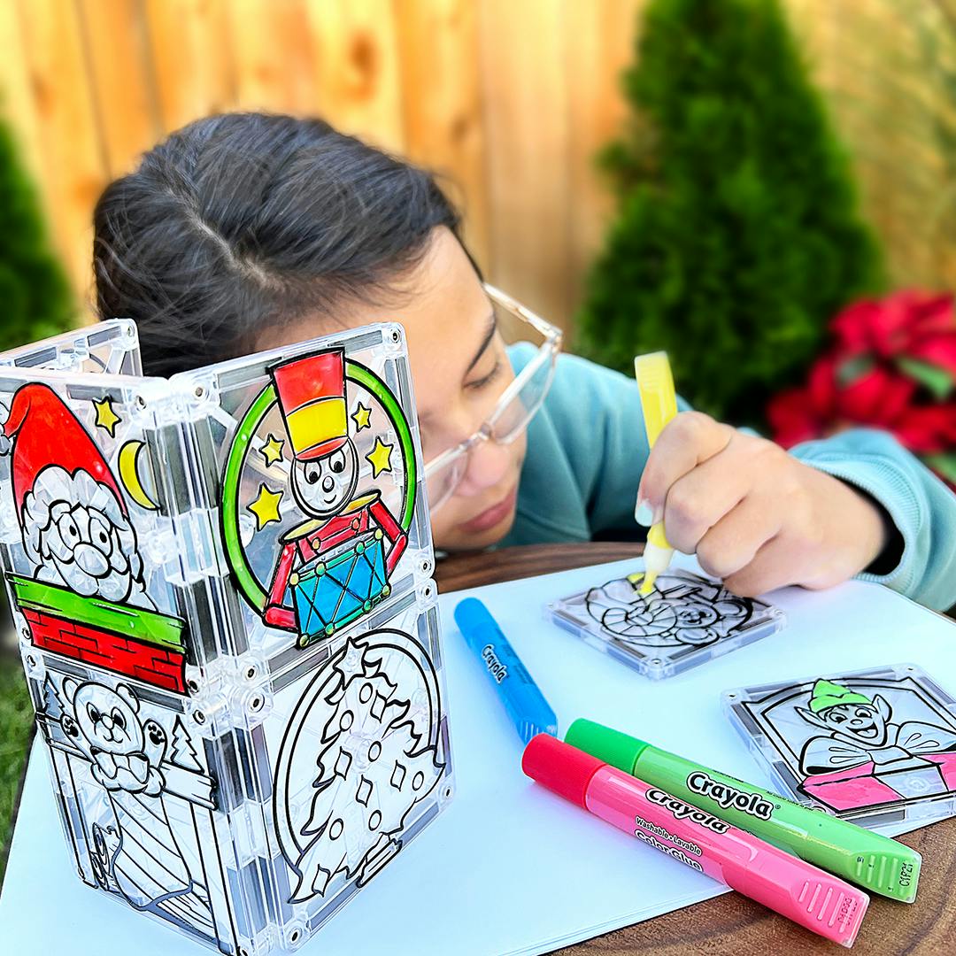 Crayola PaintOn Holiday Magnetic Tile 18 Piece Set