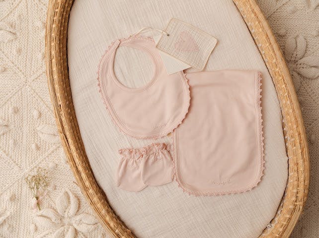 Bib/Mittens/Burp Cloth Set