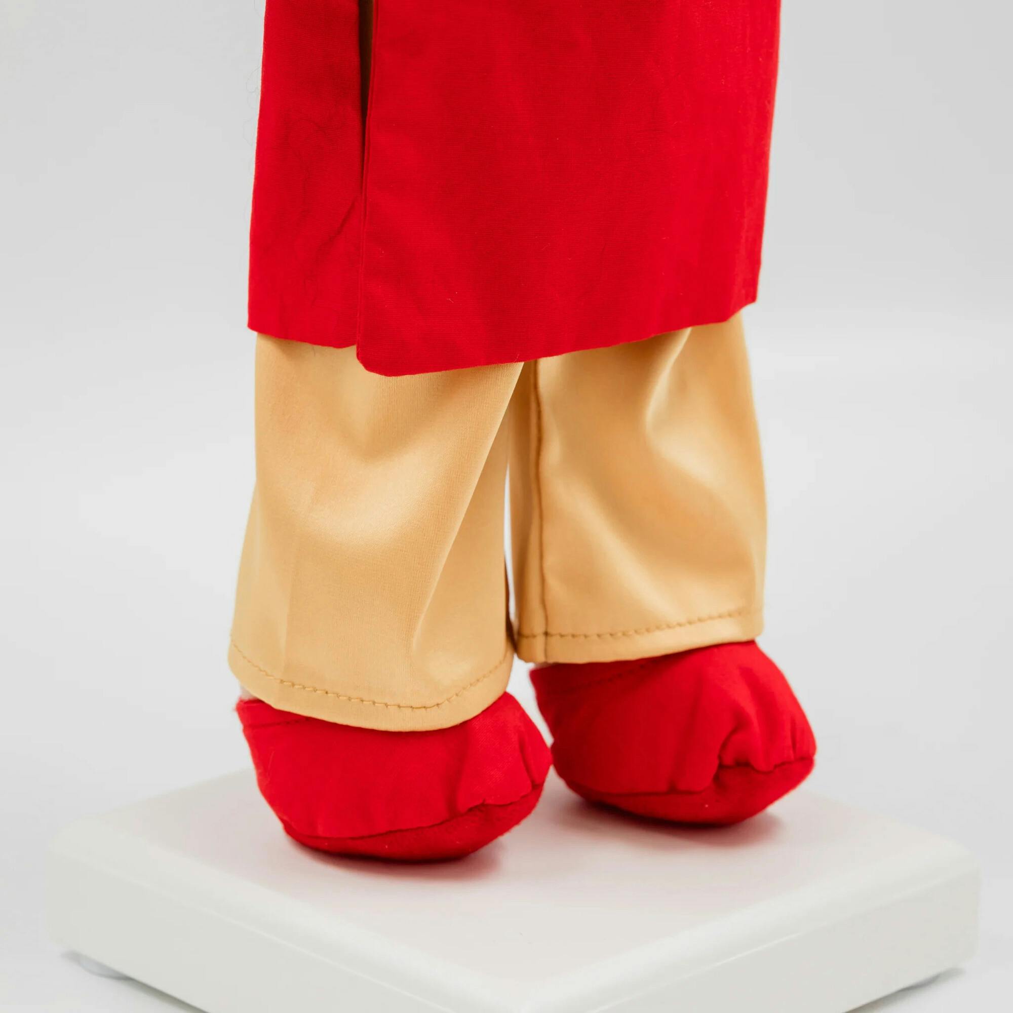 Vietnamese 'Hoa' Cultural Doll