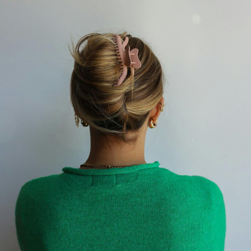 KAXI WAVY MIDI HOLD EVERYTHING CLAW
