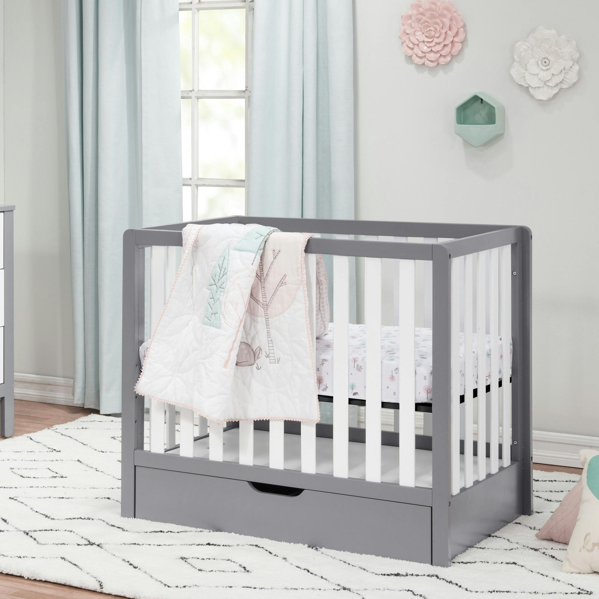 Colby 4-in-1 Convertible Mini Crib With Trundle
