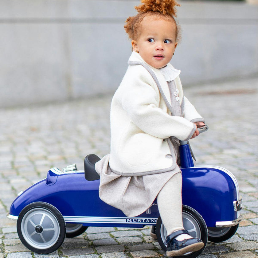 Ride on FORD Mustang